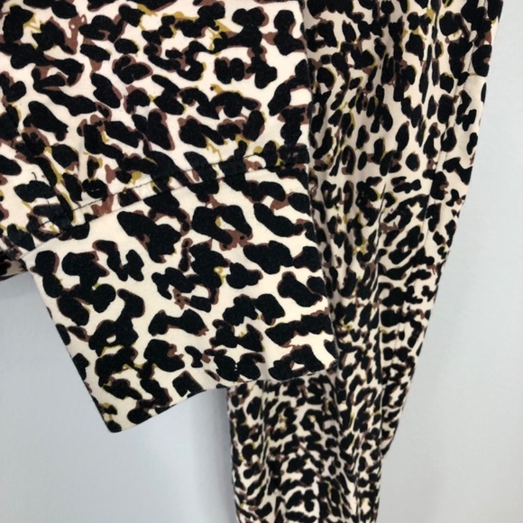 Cabi Pivot Leopard Print Jogger Pants Small - Picture 6 of 13